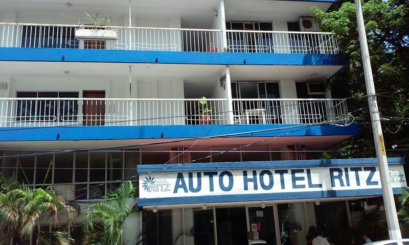Auto Hotel Ritz Acapulco Exteriér fotografie
